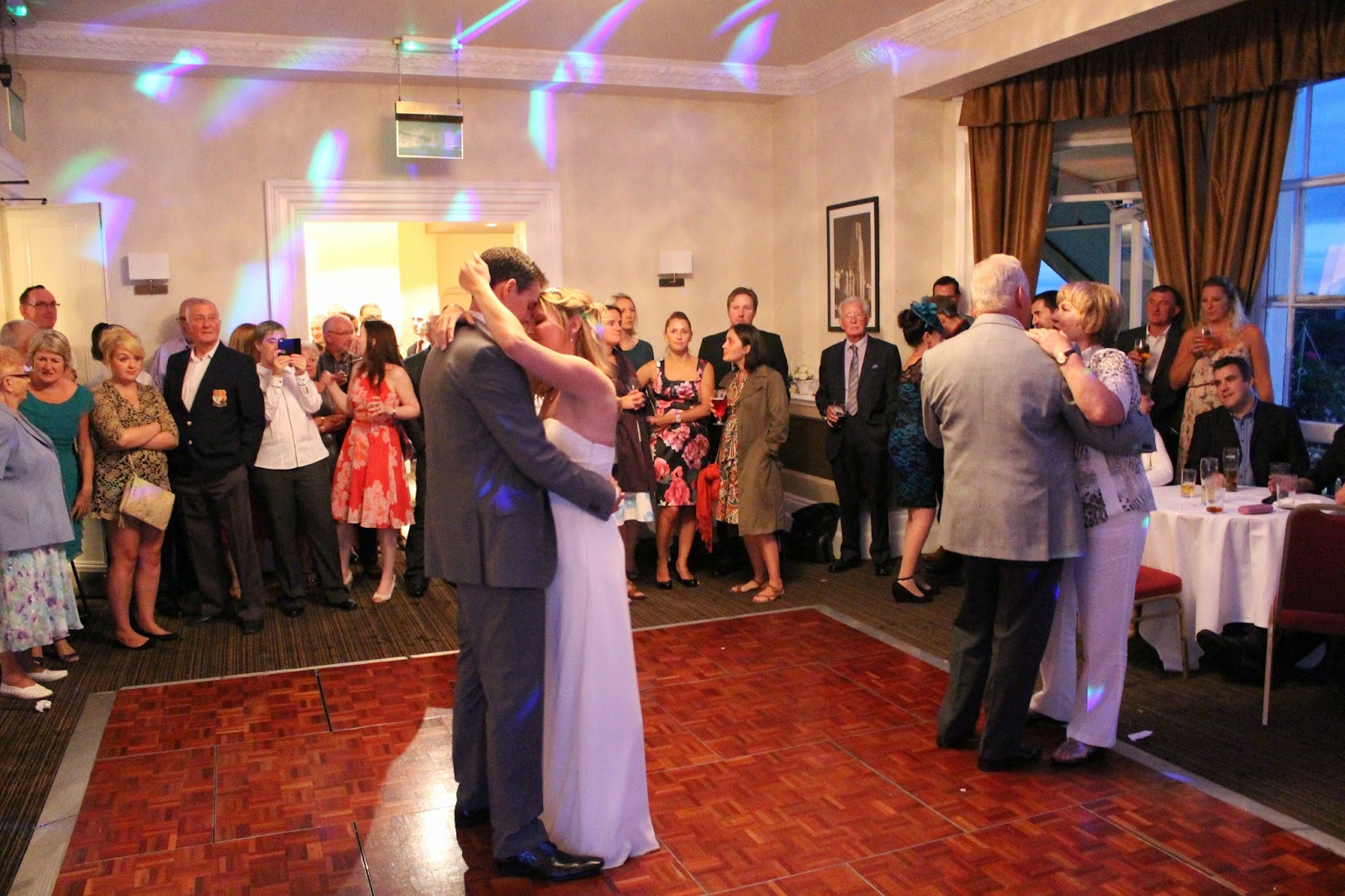 <h1>Wedding disco Avon Gorge Hotel, August</h1>