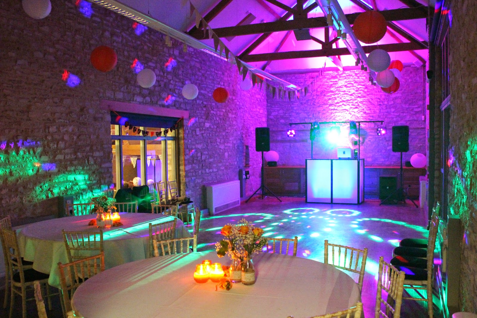 <h1>Wedding disco, Folly Farm September</h1>